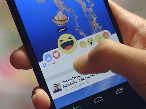 ಬದಲಾಗುತ್ತಿರುವ ಸೆಲ್ಫಿ ಜಗತ್ತು!! ಬದಲಾಗುತ್ತಿರುವ ಸೆಲ್ಫಿ ಜಗತ್ತು!!