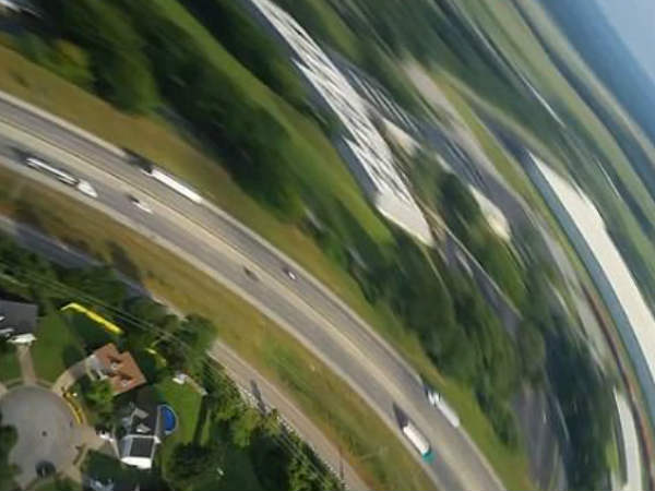 195 Km/h ವೇಗದ ಬಿದ್ದ ಫೋನ್: