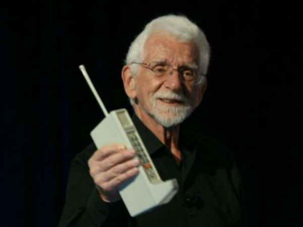 ಮೊದಲ ಮೊಬೈಲ್ ಬೆಲೆ ತಲೆತಿರುಗಿಸುತ್ತದೆ!!  