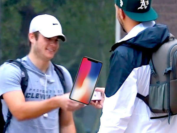 ವಿಡಿಯೋ ಮಾಡುವುದು ತಿಳಿದಿಲ್ಲ: 