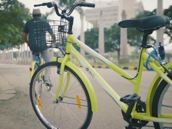 ಮೊದಲಿಗೆ ಕಾಲೇಜ್ ಕ್ಯಾಂಪಸ್‌ಗಳಲ್ಲಿ: 