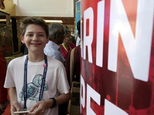 ಶಾಲೆ ಮನೆಕೆಲಸ ನಂತರ ಆಪ್‌ ಅಭಿವೃದ್ದಿ!! 