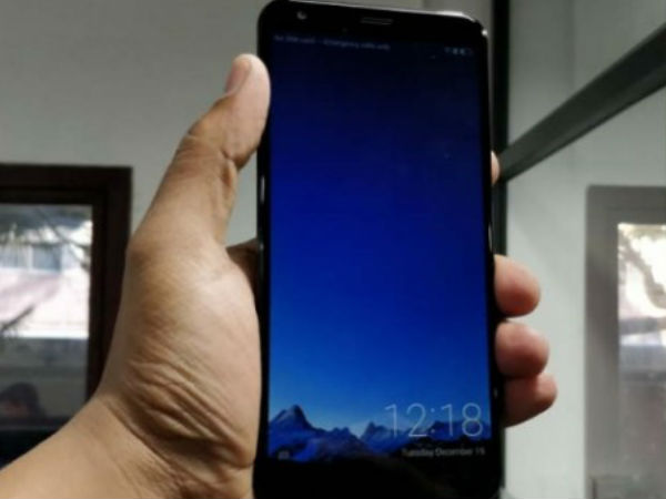 ಬ್ಯಾಟರಿ ಮತ್ತು ಇತರ ಫೀಚರ್ಸ್!! 