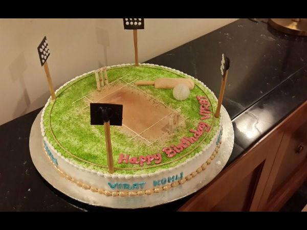 ವೃತ್ತಾಕಾರದ ಕೇಕ್