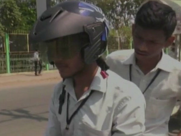 ಬ್ಲೂಟೂತ್ ಆಧಾರಿತ ಹೆಲ್ಮೆಟ್!! 