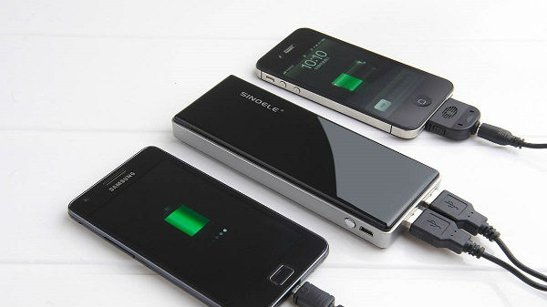 ಇತರೆ ಚಾರ್ಜರ್ ಏಕೆ ಬಳಸಬಾರದು? ಕಾರಣ-1 ಇತರೆ ಚಾರ್ಜರ್ ಏಕೆ ಬಳಸಬಾರದು? ಕಾರಣ-1