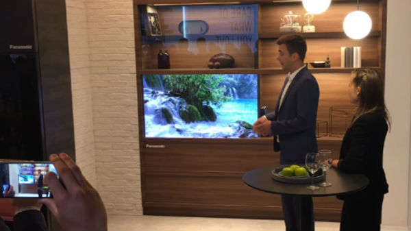 ಗಾಜಿನ ಟಿವಿಗಳು ಹೇಗೆ ಕೆಲಸಮಾಡುತ್ತವೆ?