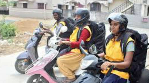 11 ಜನ ಮಹಿಳೆಯರ ತಂಡ!!