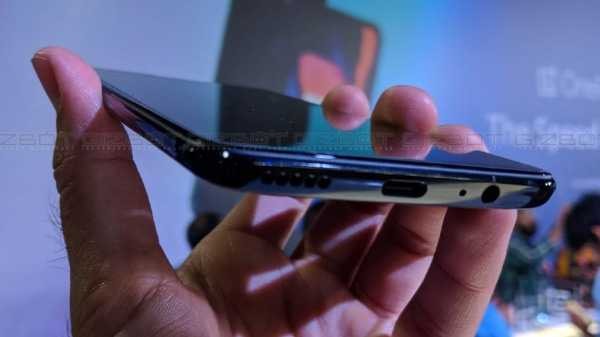 ಒನ್‌ಪ್ಲಸ್ 6 ಡಿಸ್‌ಪ್ಲೇ: