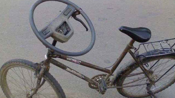 ಸೈಕಲ್ ಅನ್ನೇ ಕಾರ್ ಅನ್ನೋ ಫೀಲ್‌ನಲ್ಲಿ ಓಡಿಸುವವರು ನಾವು ಮಾತ್ರ! 