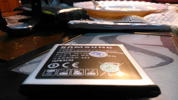 ನೇರ ಸೂರ್ಯನ ಕಿರಣಗಳಿಗೆ ಮೊಬೈಲ್ ಒಡ್ಡಬೇಡಿ