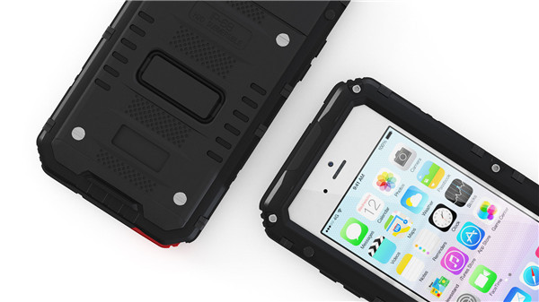 9. ಮೊಬೈಲ್ ಗೆ ಹಾಕಿರುವ ಕೇಸನ್ನು ತೆಗೆದು ಚಾರ್ಜ್ ಮಾಡಿ