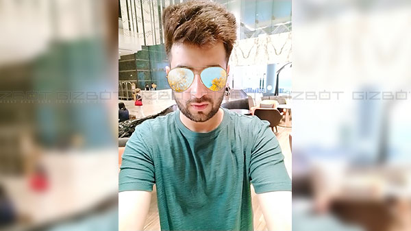 ಎಐ ಫೇಸ್ ಬ್ಯೂಟಿ ಹೊಂದಿದ 12MP ಸೆಲ್ಫಿ ಕ್ಯಾಮೆರಾ