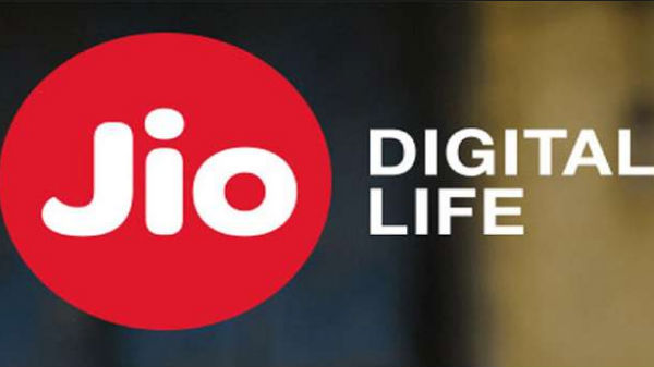 ರಿಲಯನ್ಸ್ ಜಿಯೋ ಗಿಗಾರೂಟರ್ ಘೋಷಣೆ!!