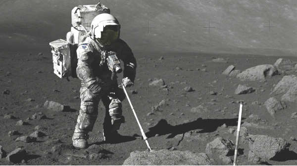 ಚಂದ್ರನ ಮೇಲ್ಮೈ ಹೇಗಿತ್ತು?