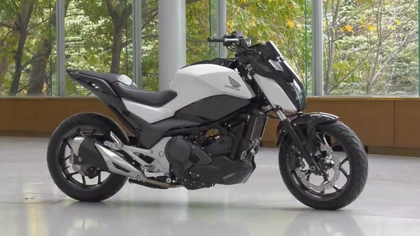 ಕೈ ಬಿಟ್ಟು ಓಡಿಸಬಹುದು: