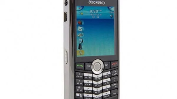 ಬ್ಲಾಕ್ ಬೆರ್ರಿ ಪರ್ಲ್ 8100 ಬ್ಲಾಕ್ ಬೆರ್ರಿ ಪರ್ಲ್ 8100
