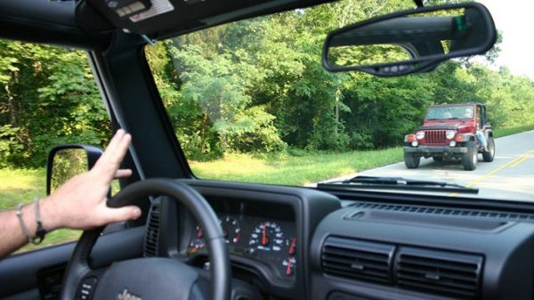 ಮನೆಯಲ್ಲಿ ಕುಳಿತು ಮಾಡಿಸಿ: