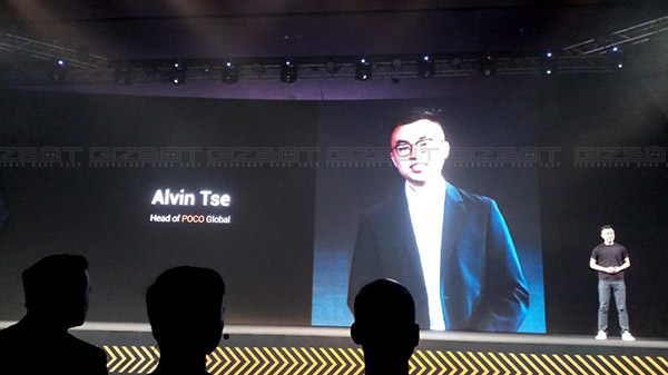 ಪರ್ಫರ್ಮೆನ್ಸ್ ಸ್ಮಾರ್ಟ್‌ಫೋನ್: