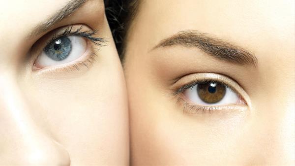 ಕಣ್ಣುಗಳನ್ನು ನಿರಂತರವಾಗಿ ಮಿಟುಕಿಸಿ