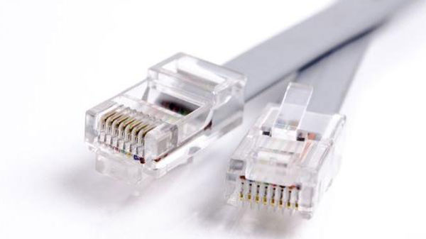 ಸ್ಮಾರ್ಟ್ ರಿಮೋಟ್ ಜೊತೆಗೆ ವೀಡಿಯೋ ಕಾಲಿಂಗ್ ವೈಶಿಷ್ಟ್ಯತೆ 