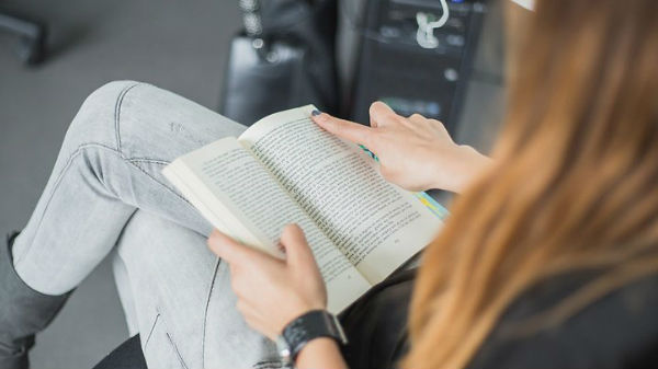 ಲೈಬ್ರರಿ: