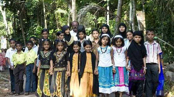 ಅವಳಿ ಮಕ್ಕಳ ಊರು! ಅವಳಿ ಮಕ್ಕಳ ಊರು!