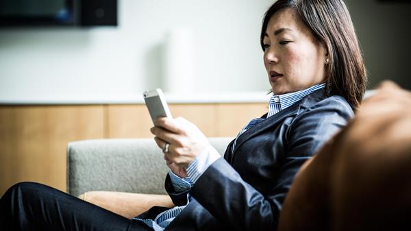 ಕಣ್ಣುಗಳಿಗೆ ವಿಶ್ರಾಂತಿ ನೀಡಿ