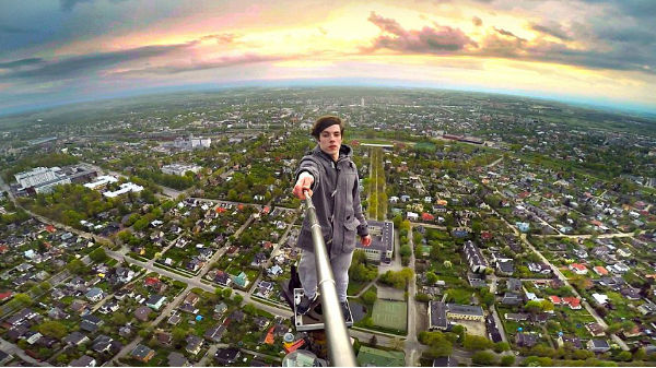 ವಿಶ್ವದಾದ್ಯಂತ 259 ಸೆಲ್ಫೀ ಸಾವು ವಿಶ್ವದಾದ್ಯಂತ 259 ಸೆಲ್ಫೀ ಸಾವು