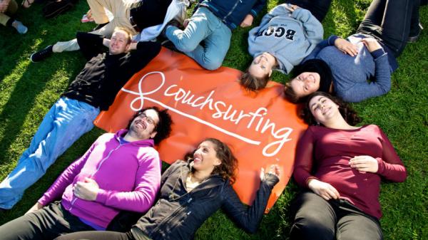 ಕೌಚ್ ಸರ್ಫಿಂಗ್(CouchSurfing)! ಕೌಚ್ ಸರ್ಫಿಂಗ್(CouchSurfing)!