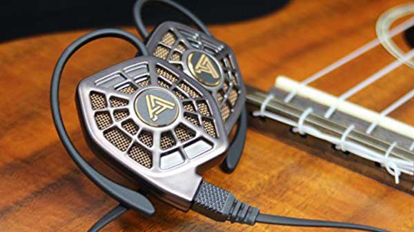 Audeze LCDi4: ರುಪಾಯಿ 1,99,000 Audeze LCDi4: ರುಪಾಯಿ 1,99,000