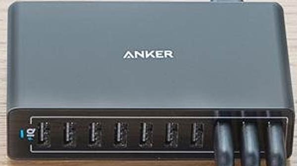 6 ಯುಎಸ್ ಬಿ ಪೋರ್ಟ್ ಗಳು: