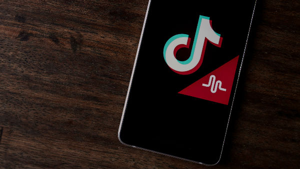 ಪ್ರಾಡಕ್ಟ್‌ ಪ್ರಮೋಟಿಂಗ್ 