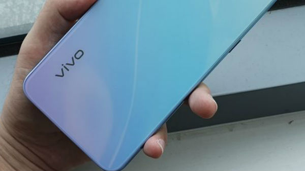 ತ್ರಿವಳಿ ಕ್ಯಾಮೆರಾ 