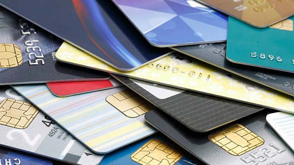 ಕಾರ್ಡ್ ಗಳನ್ನು ಕ್ಲೋನ್ ಮಾಡುವುದಕ್ಕಾಗಿ ಕದ್ದ ವಿವರಗಳನ್ನು ಬಳಸಲಾಗುತ್ತದೆ