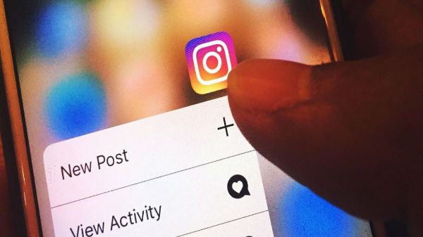 ಸೋಶಿಯಲ್ ಆಪ್ಲೀಕೇಶನ್