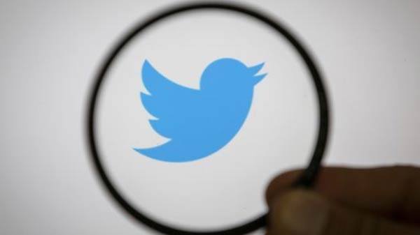 ಸಾಮಾಜಿಕ ಮಾಧ್ಯಮದಲ್ಲಿ ಬೆಳಕಿಗೆ