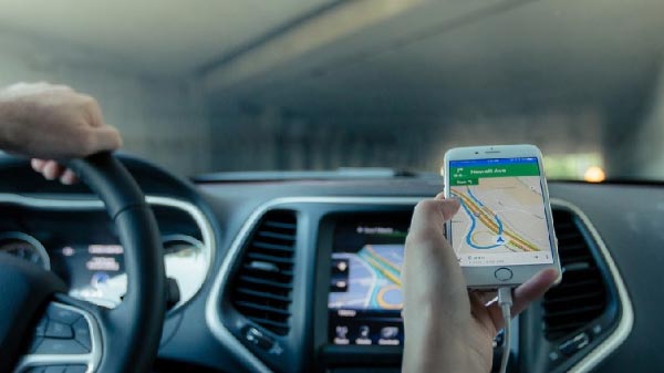 ಡ್ರೈವಿಂಗ್ ಡ್ರೈವಿಂಗ್