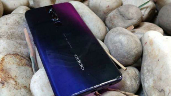 ಬ್ಯಾಟರಿ ಮತ್ತು ಇತರೆ