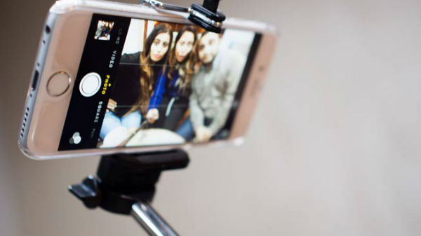 ಗ್ರೂಪ್‌ ಫೋಟೊ ವೈಲ್ಡ್‌ ಆಂಗಲ್