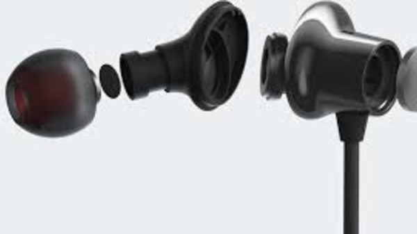 ಇಯರ್‌ಫೋನ್‌ 