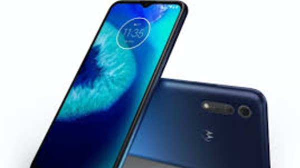 ಮೊಟೊ G ಫಾಸ್ಟ್ ಡಿಸ್‌ಪ್ಲೇ