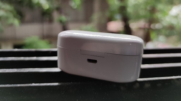 ಇಯರ್‌ಬಡ್‌