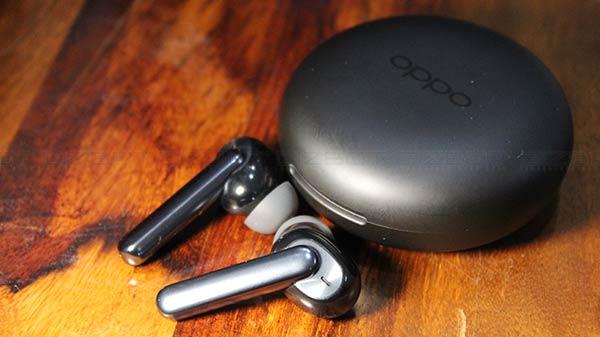 ಇಯರ್ಫೋನ್ ಇಯರ್ಫೋನ್