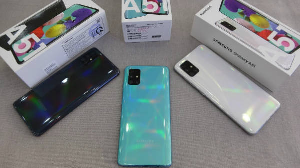 ಜನಪ್ರಿಯ ಸ್ಯಾಮ್ಸಂಗ್ ಸ್ಮಾರ್ಟ್ಫೋನ್ಗಳ ಬೆಲೆಯಲ್ಲಿ ಭಾರಿ ಇಳಿಕೆ! ಜನಪ್ರಿಯ ಸ್ಯಾಮ್ಸಂಗ್ ಸ್ಮಾರ್ಟ್ಫೋನ್ಗಳ ಬೆಲೆಯಲ್ಲಿ ಭಾರಿ ಇಳಿಕೆ!