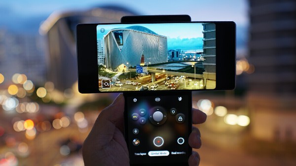 ಎಲ್ಜಿ ವಿಂಗ್ ಸ್ಮಾರ್ಟ್‌ಫೋನ್