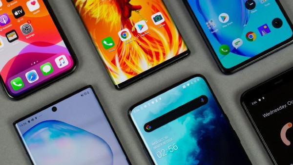 ಸ್ಮಾರ್ಟ್ಫೋನ್ಗಳು ಸ್ಮಾರ್ಟ್ಫೋನ್ಗಳು