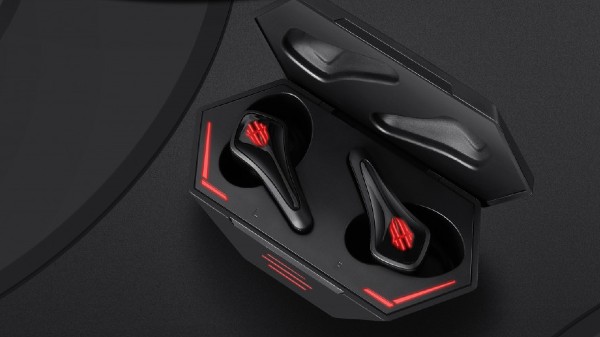 ನುಬಿಯಾ ರೆಡ್ ಮ್ಯಾಜಿಕ್ ನುಬಿಯಾ ರೆಡ್ ಮ್ಯಾಜಿಕ್