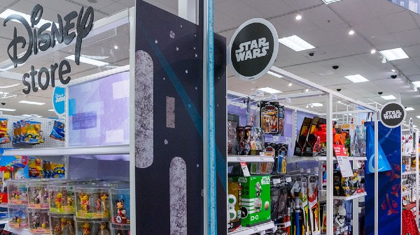 ಫೀಚರ್ಸ್‌ 