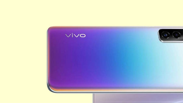 ಟ್ರಿಪಲ್ ಕ್ಯಾಮೆರಾ ಟ್ರಿಪಲ್ ಕ್ಯಾಮೆರಾ